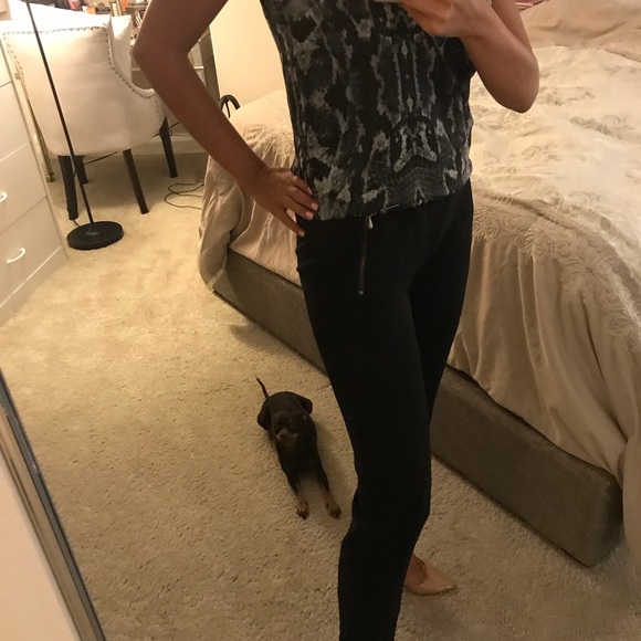 GUESS jumpsuit - Picture 2 of 5